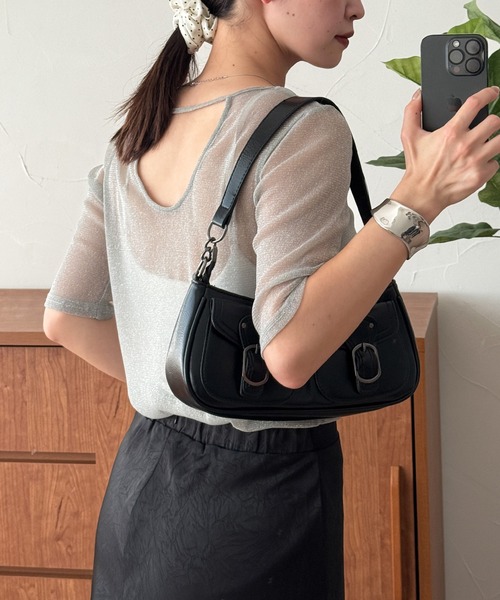 MUHET(ミュエータ)の「glitter back open sheer tops / グリッターバックオープンシアートップス(Tシャツ/カットソー・レディース・ライトグレー/ブラック/アイボリー・FREE)」の6枚目の写真