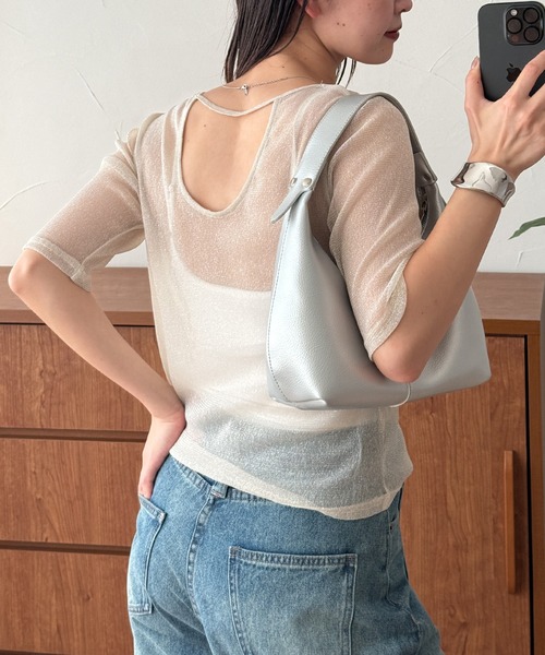 MUHET(ミュエータ)の「glitter back open sheer tops / グリッターバックオープンシアートップス(Tシャツ/カットソー・レディース・ライトグレー/ブラック/アイボリー・FREE)」の16枚目の写真
