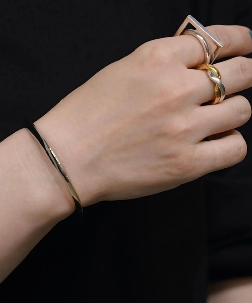 人気ブランド 海外通販 - 国内入手困難 ACE by plated gradation cuff thin morizane】triangle アクセサリー