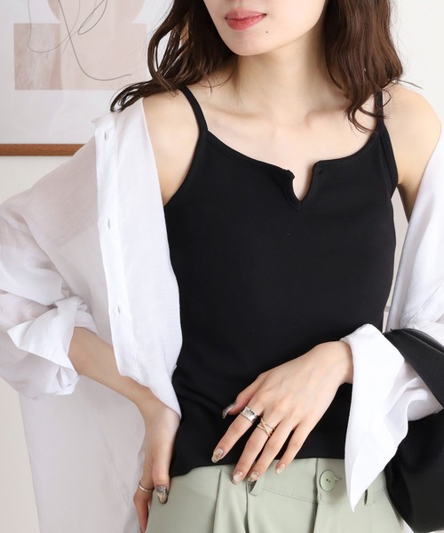 atONE(アットワン)の「キーネックキャミソール(キャミソール・レディース・オフホワイト/ブラック・LL/L/3L/4L/M)」の8枚目の写真