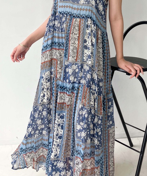 AS KNOW AS plus(アズノゥアズプラス)の「●アソートデザイン ティアードキャミワンピース(ワンピース・レディース・ブルー系/ブラック/ブラウン系・FREE)」の12枚目の写真