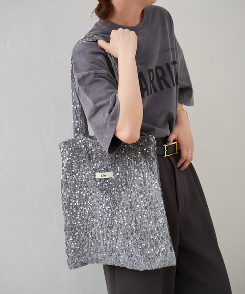 Uhr（ウーア）の「Uhr/ウーア 別注Spangle Velour Tote（トートバッグ・レディース・グレー/ブラック系その他・FREE）」の17枚目の写真