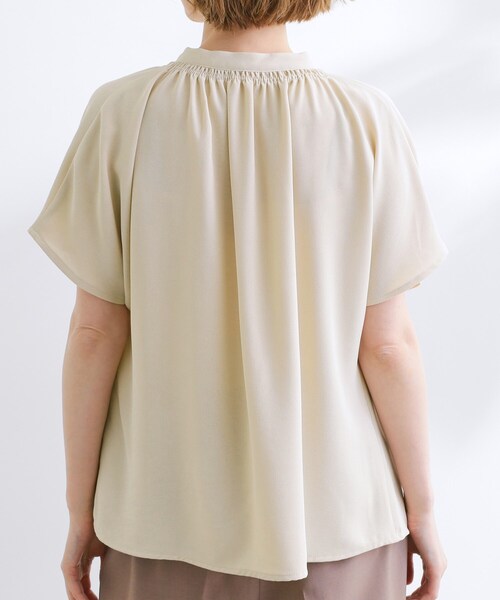 grove(グローブ)の「【さらりと着られる/二の腕カバー】多機能ドルマンスリーブブラウス(シャツ/ブラウス・レディース・チャコールグレー/ナチュラル/オレンジ系/ホワイト系5/ブラック系・02/03/05/04/01)」の10枚目の写真