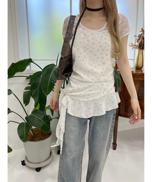 WC（ダブル シー）の「アシメフリルフラワーキャミソール（キャミソール・レディース・ブラック/ホワイト・FREE）」の5枚目の写真