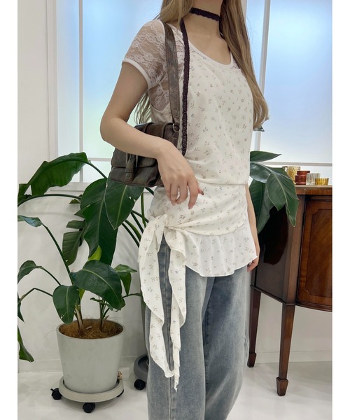 WC（ダブル シー）の「アシメフリルフラワーキャミソール（キャミソール・レディース・ブラック/ホワイト・FREE）」の8枚目の写真