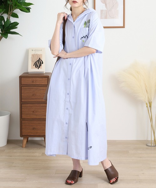 Emago（イマゴ）の「EMAGO アスパラ刺繍ワンピース（ワンピース・レディース・ブルー/グレー・FREE）」の3枚目の写真
