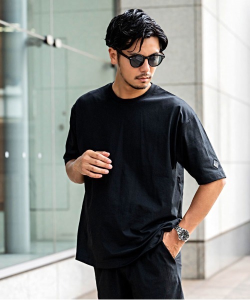 SILVER BULLET(シルバーバレット)の「『CavariA/キャバリア』綿タッチポリエステル4点セット(ZIPパーカー・TEE・ショートパンツ・レギンス)(パーカー・メンズ・ブラック×ブラック/ブラック×ホワイト・L/M/XL)」の3枚目の写真