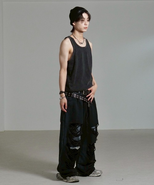 Chikashitsu +（チカシツプラス）の「【Chikashitsu +】dirty wash sleeveless / 【チカシツプラス】ダーティウォッシュタンクトップ（タンクトップ・メンズ・ブラック/グレー・ONE SIZE）」の6枚目の写真