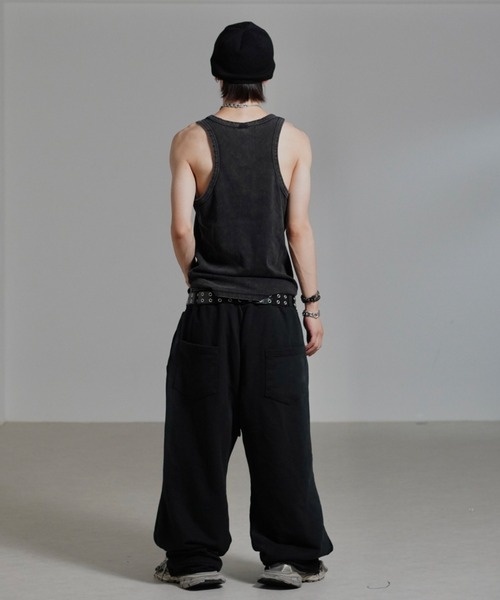 Chikashitsu +（チカシツプラス）の「【Chikashitsu +】dirty wash sleeveless / 【チカシツプラス】ダーティウォッシュタンクトップ（タンクトップ・メンズ・ブラック/グレー・ONE SIZE）」の7枚目の写真