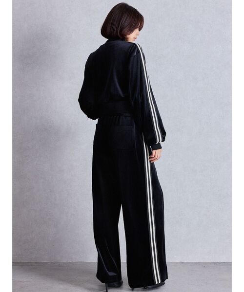 GYDA（ジェイダ）の「SymmetryGYDAベロアトラックジャケット（ブルゾン・レディース・ブラック/ベージュ・FREE）」の6枚目の写真