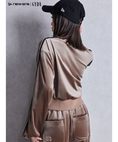 GYDA（ジェイダ）の「SymmetryGYDAベロアトラックジャケット（ブルゾン・レディース・ブラック/ベージュ・FREE）」の8枚目の写真