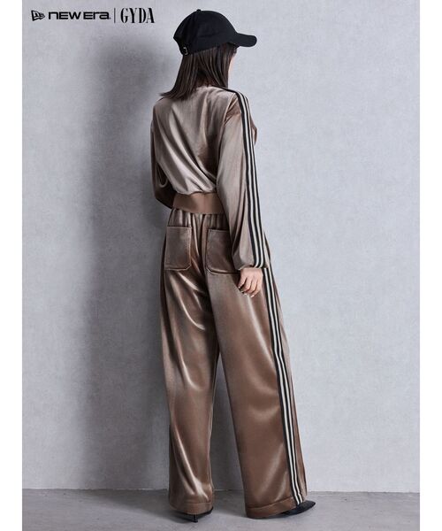 GYDA（ジェイダ）の「SymmetryGYDAベロアトラックジャケット（ブルゾン・レディース・ブラック/ベージュ・FREE）」の11枚目の写真