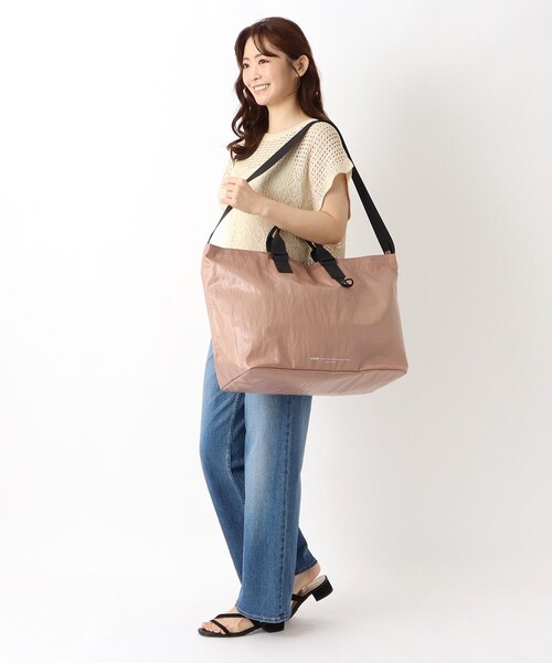 one'sterrace(ワンズテラス)の「anello ダニエル 大容量トート(トートバッグ・レディース・ブラック系8/ピンク系9/グレー系その他7・99)」の20枚目の写真