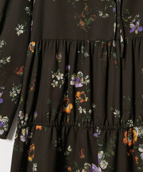 EMMEL REFINES(エメルリファインズ)の「<EMMEL REFINES>EM フラワープリント キリカエ ギャザー ワンピース(ワンピース・レディース・ライトピンク/イエロー・M/S)」の8枚目の写真