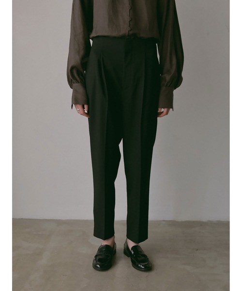HER.(ハー)の「ウエストタックパンツ(その他パンツ・レディース・ブラック/チャコールグレー・1/2)」の17枚目の写真