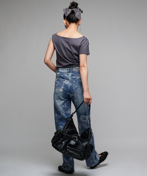 Narcissus(ナルシス)の「【Narcissus】アシメトリーTシャツ《動画あり》(Tシャツ/カットソー・レディース・レッド/チャコール・FREE)」の5枚目の写真