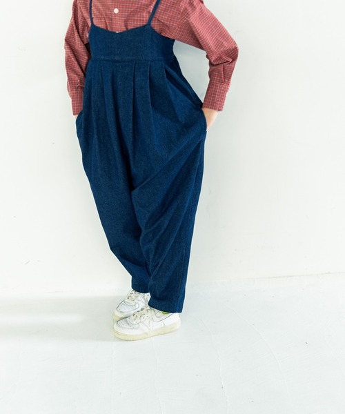 LOWRYS FARM(ローリーズファーム)の「キャミサロペ 579641(Tシャツ/カットソー・キッズ・ブラック/ベージュ/ブルー・110cm/120cm/130cm/140cm/150cm)」の1枚目の写真