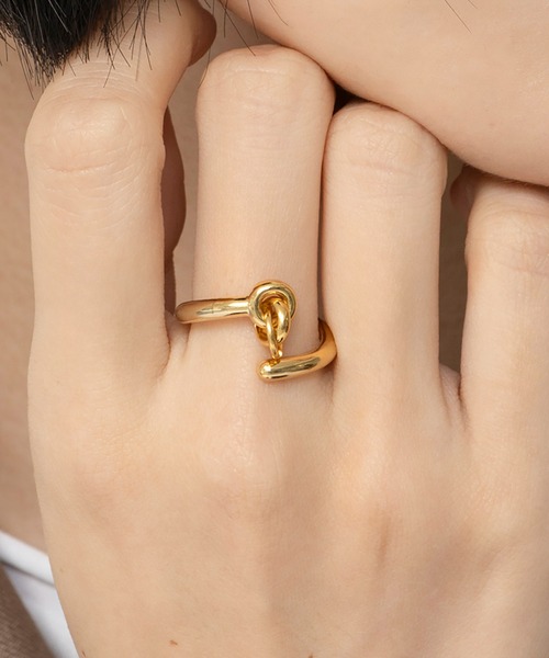LAPUIS(ラピュイ)の「LAPUIS(ラピュイ)Coil Circle ring(リング・レディース・シルバー/マルチ/ゴールド・11号/13号)」の22枚目の写真