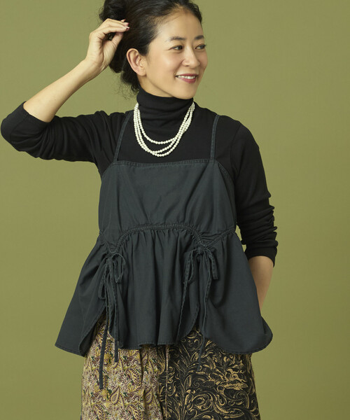 Freada（フリーダ）の「Freada/フリーダ 紐絞り ギャザーキャミソール（キャミソール・レディース・オリーブ/ブラック・ONE SIZE）」の20枚目の写真