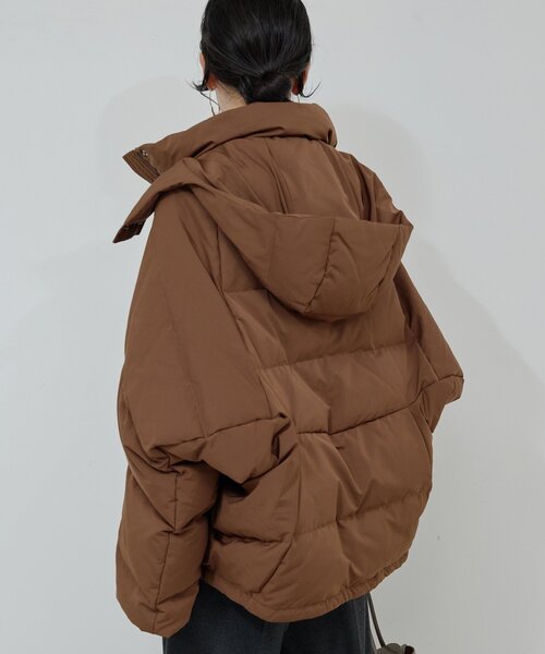 GALLARDAGALANTE（ガリャルダガランテ）の「ボックスダウン（ダウン