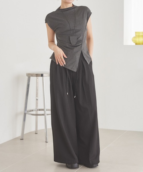 LAULEN（ローレン）の「key necklace set off neck slit tops /ネックレス付きオフネックスリットトップス（Tシャツ/カットソー・レディース・チャコールグレー/ブラウン/アイボリー/ブラック/ワインレッド・FREE）」の12枚目の写真