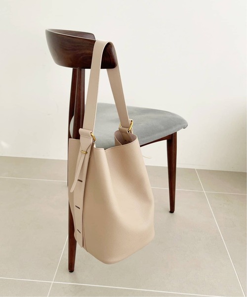 LE TALON（ルタロン）の「《追加》LE TALON コンビワンハンドルバッグ（ショルダーバッグ・レディース・ブラック/ベージュ・FREE）」の16枚目の写真