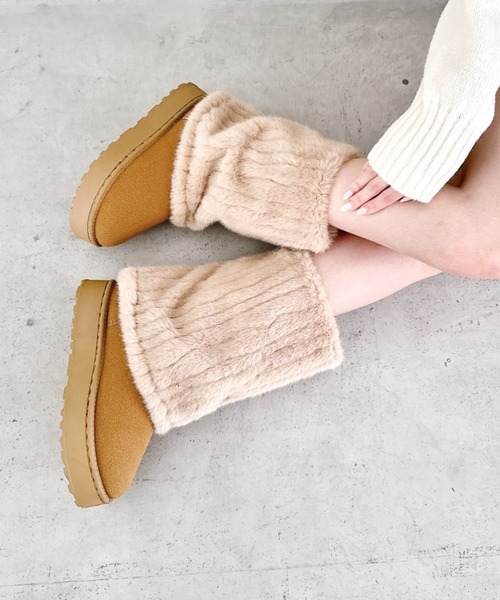 Loueme（ルエム）の「ファーレッグカバーロングムートンブーツ（ブーツ・レディース・ブラック/ライトベージュ/ブラウン・23.5cm/24.5cm）」の20枚目の写真