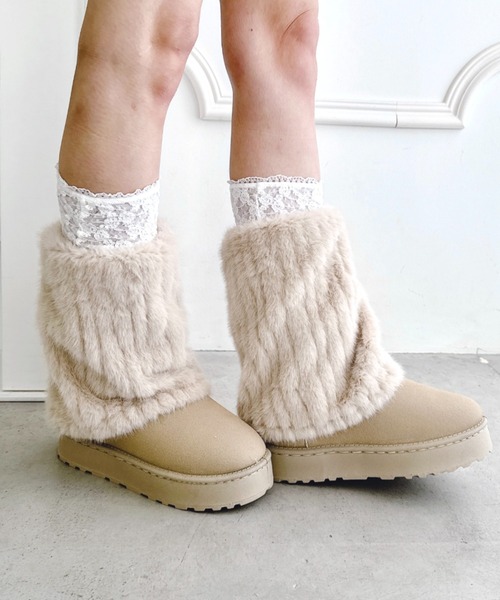 Loueme（ルエム）の「ファーレッグカバーロングムートンブーツ（ブーツ・レディース・ブラック/ライトベージュ/ブラウン・23.5cm/24.5cm）」の18枚目の写真