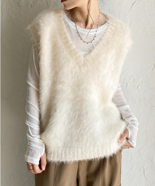 セール】深Vネックフェザーヤーンラメシャギーニットベスト（ベスト