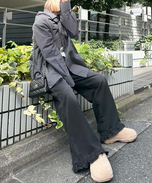 裾フリフリデニム（デニムパンツ）｜Alley Tokyo（アリートーキョー