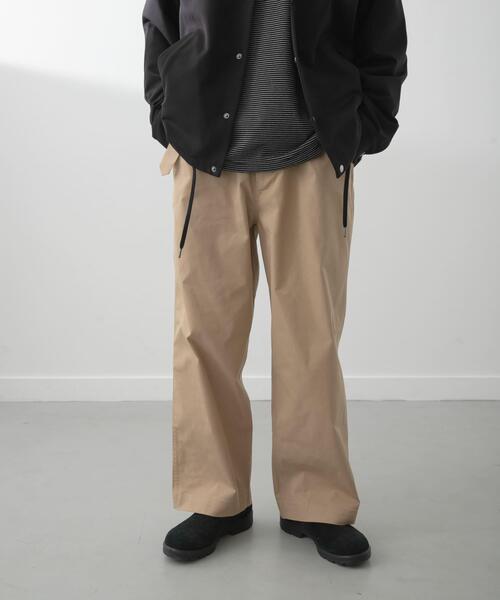 ITEMS URBANRESEARCH(アイテムズ アーバンリサーチ)の「Belted wide-leg Pants(その他パンツ・メンズ・ベージュ・MEDIUM/LARGE)」の3枚目の写真