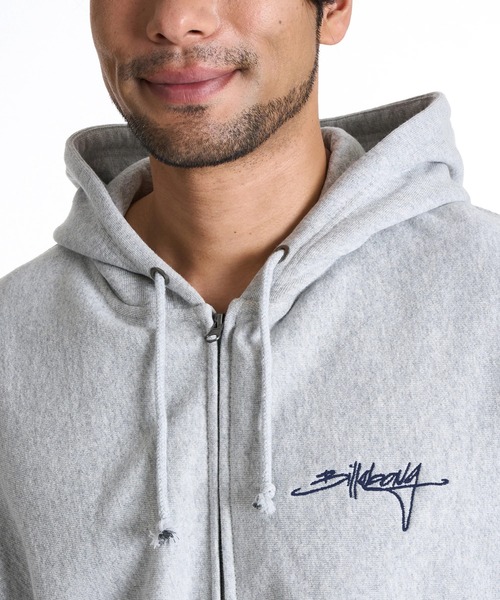 BILLABONG(ビラボン)の「【直営店限定】BILLABONG メンズ HEAVY BAREEL ZIP パーカー 【2025年秋冬モデル】/ビラボンバックロゴ刺繍裏起毛ジップアップフーディー・パーカー(パーカー・メンズ・レッド系その他/グレー/ブラック系その他・MEDIUM/LARGE/X-LARGE)」の9枚目の写真