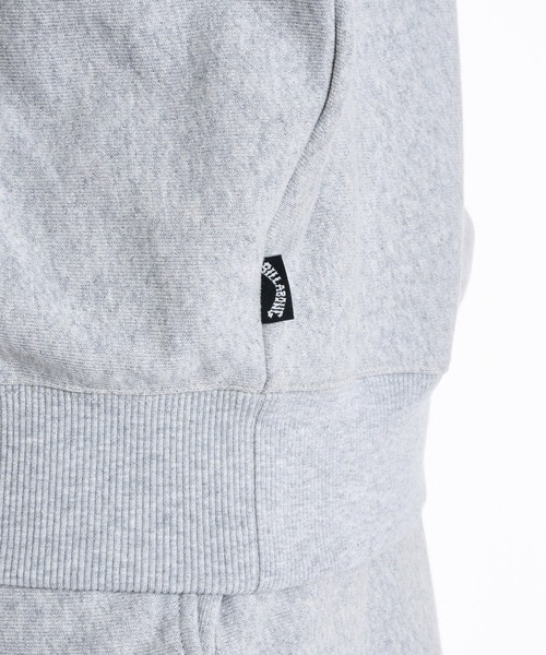 BILLABONG(ビラボン)の「【直営店限定】BILLABONG メンズ HEAVY BAREEL ZIP パーカー 【2025年秋冬モデル】/ビラボンバックロゴ刺繍裏起毛ジップアップフーディー・パーカー(パーカー・メンズ・レッド系その他/グレー/ブラック系その他・MEDIUM/LARGE/X-LARGE)」の13枚目の写真