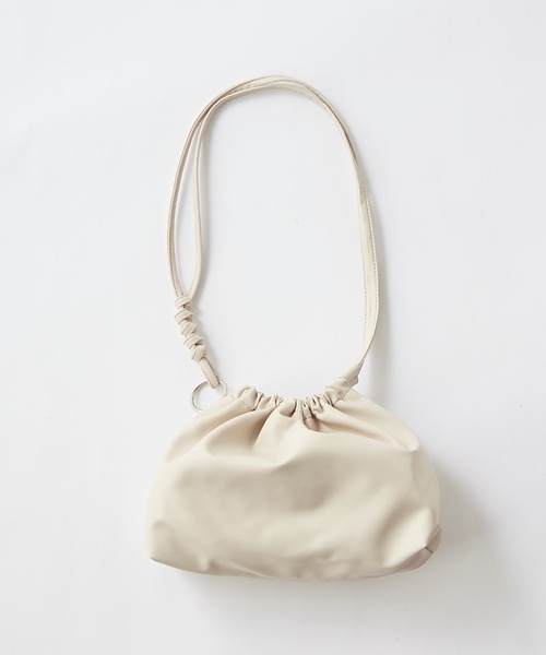 CIAOPANIC TYPY(チャオパニックティピー)の「■【マルチに使用可能!】2WAY巾着BAG(ショルダーバッグ・レディース・ブラック/ブラウン/アイボリー/イエロー/サックスブルー・ONE SIZE)」の11枚目の写真