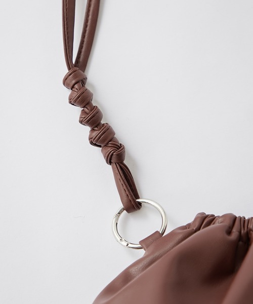 CIAOPANIC TYPY(チャオパニックティピー)の「■【マルチに使用可能!】2WAY巾着BAG(ショルダーバッグ・レディース・ブラック/ブラウン/アイボリー/イエロー/サックスブルー・ONE SIZE)」の19枚目の写真