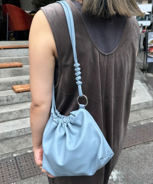 CIAOPANIC TYPY(チャオパニックティピー)の「■【マルチに使用可能!】2WAY巾着BAG(ショルダーバッグ・レディース・ブラック/ブラウン/アイボリー/イエロー/サックスブルー・ONE SIZE)」の9枚目の写真