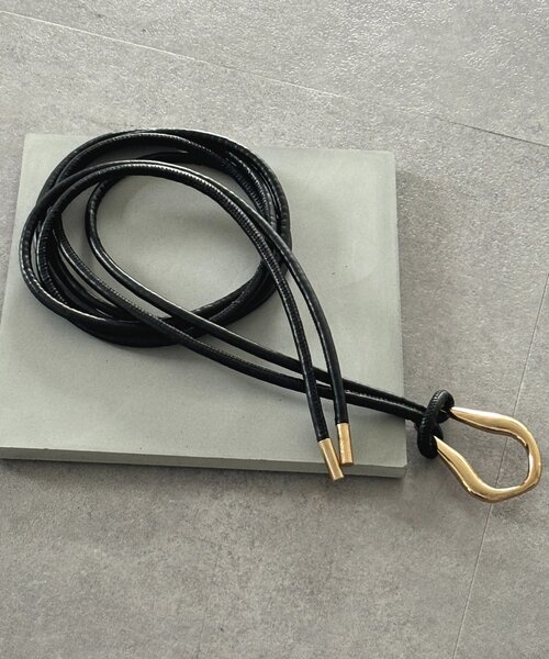 Thevon(ゼボン)の「アソートバックルベルト(ベルト・レディース・ブラック系その他/ブラック/ブラック系その他2/ブラック系その他3・FREE)」の1枚目の写真