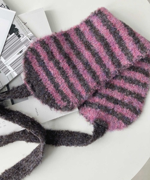 AS KNOW AS plus（アズノゥアズプラス）の「ボーダー配色ニットイヤーマフ（イヤーマフ・レディース・ブラック/ブルー/ピンク/グリーン/ブラウン・FREE）」の5枚目の写真