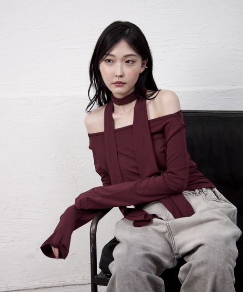 Y/lim(イリム)の「スリムマフラー付きドレープTシャツ(Tシャツ/カットソー・レディース・ブラック/レッド/オフホワイト/グレー・FREE)」の16枚目の写真