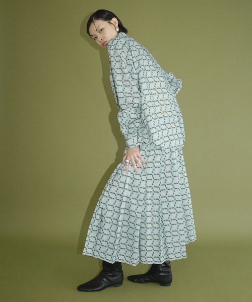 CLANE（クラネ）の「CLANE x FRGMT WALL GRAPHIC PLEATS SKIRT（スカート・レディース・カーキ/ブラック・XS/S/M）」の5枚目の写真