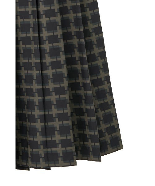 CLANE（クラネ）の「CLANE x FRGMT WALL GRAPHIC PLEATS SKIRT（スカート・レディース・カーキ/ブラック・XS/S/M）」の9枚目の写真