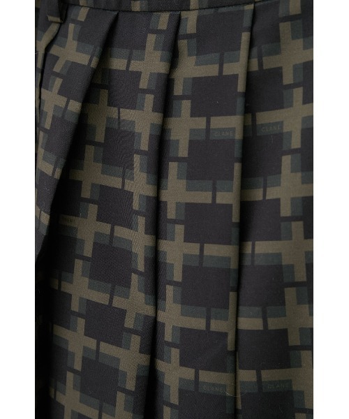 CLANE（クラネ）の「CLANE x FRGMT WALL GRAPHIC PLEATS SKIRT（スカート・レディース・カーキ/ブラック・XS/S/M）」の11枚目の写真