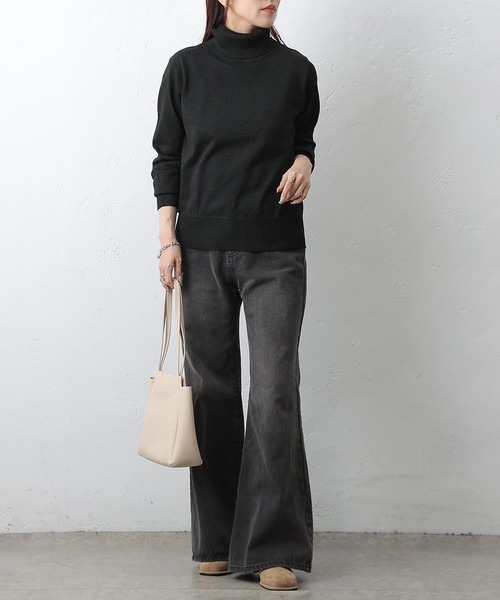 COLONY 2139(コロニートゥーワンスリーナイン)の「ラメタートルニットトップス(ニット/セーター・レディース・ブラック/オフホワイト/グレー/ブラウン・FREE)」の16枚目の写真