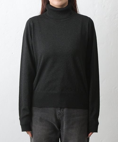 COLONY 2139(コロニートゥーワンスリーナイン)の「ラメタートルニットトップス(ニット/セーター・レディース・ブラック/オフホワイト/グレー/ブラウン・FREE)」の20枚目の写真