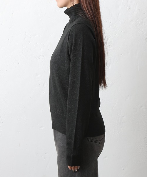 COLONY 2139(コロニートゥーワンスリーナイン)の「ラメタートルニットトップス(ニット/セーター・レディース・ブラック/オフホワイト/グレー/ブラウン・FREE)」の21枚目の写真