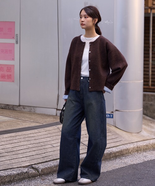 MONO-MART（モノマート）の「ヴィンテージコーデュロイタッチ ワイドカーブデニム（その他パンツ・レディース・ブルー/ブラウン/ブラック・L/M/S）」の6枚目の写真