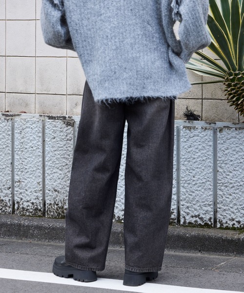MONO-MART（モノマート）の「ヴィンテージコーデュロイタッチ ワイドカーブデニム（その他パンツ・レディース・ブルー/ブラウン/ブラック・L/M/S）」の15枚目の写真