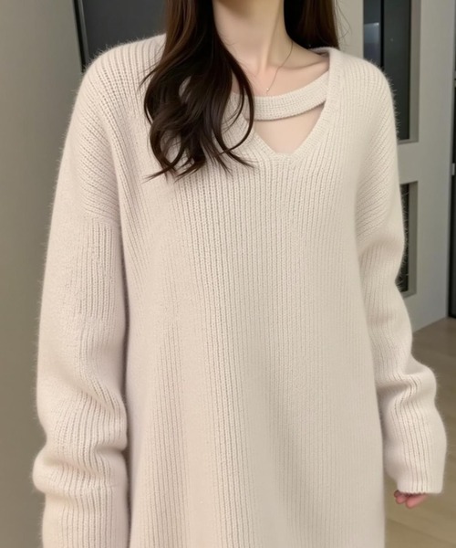 cammie(キャミー)の「ネックデザインニットトップス(ニット/セーター・レディース・アイボリー/グレー・L/M)」の1枚目の写真