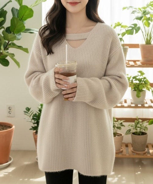 cammie(キャミー)の「ネックデザインニットトップス(ニット/セーター・レディース・アイボリー/グレー・L/M)」の6枚目の写真