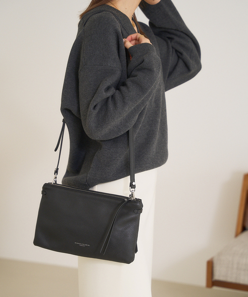 GIANNI CHIARINI(ジャンニ キアリーニ)の「《WEB限定》GIANNI CHIARINI/ジャン二 キアリー二 HARMY2POCKET(ショルダーバッグ・レディース・ブラック・FREE)」の1枚目の写真